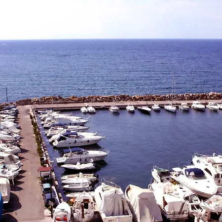 Il Punto Di Vista Panzió 3*