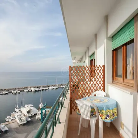 Bed & Breakfast Il Punto Di Vista 3*